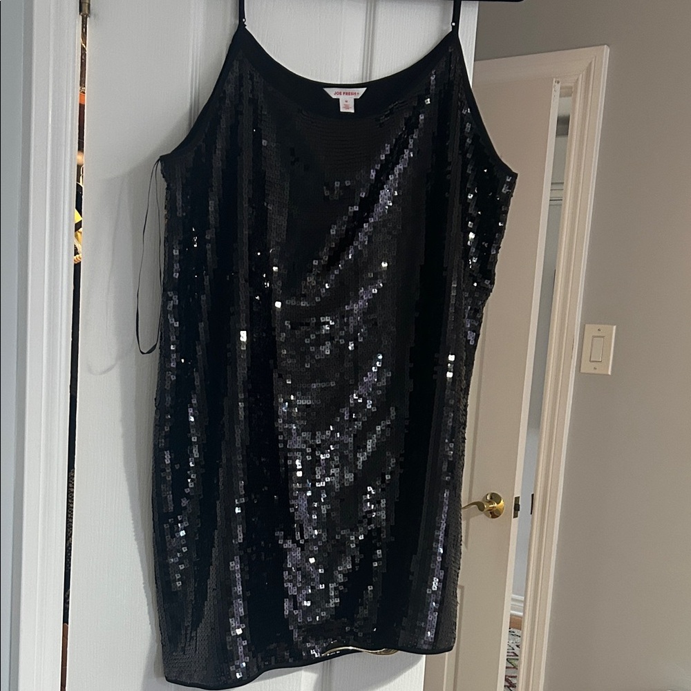 Sequin black sleeveless dress
